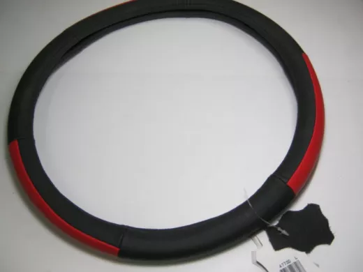 Оплетка на руль 40 см. L 4773D кожа черная+красная кожа вставка сверху "гладкая"